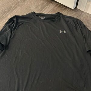 XXL Under Armor tech tee in black- like new
